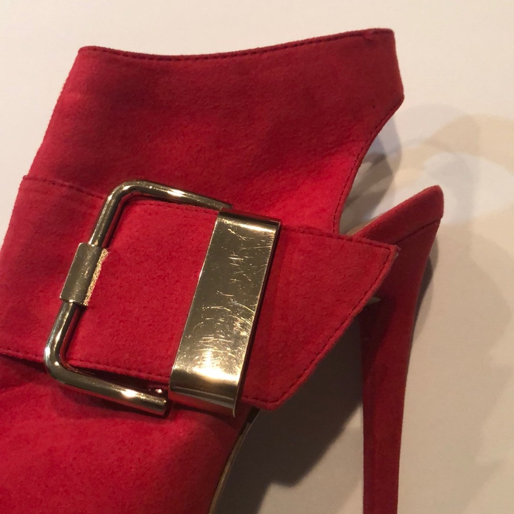 Red Heels 👠 - Picture 9 of 10